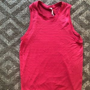 Lululemon red tank